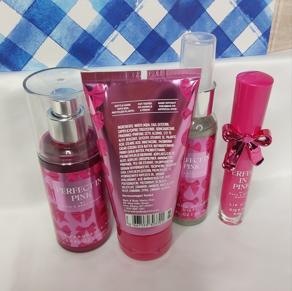 BATH & BODY WORKS 4-PIECE 'PERFECT IN PINK' LIP OIL & BODY SHIMMER GIFT SET - Picture 11 of 14